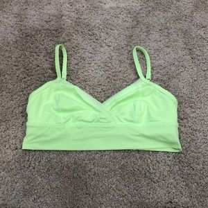 Lululemon sports bra